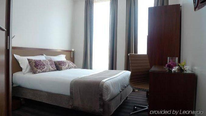 Art Hotel Batignolles París Habitación foto